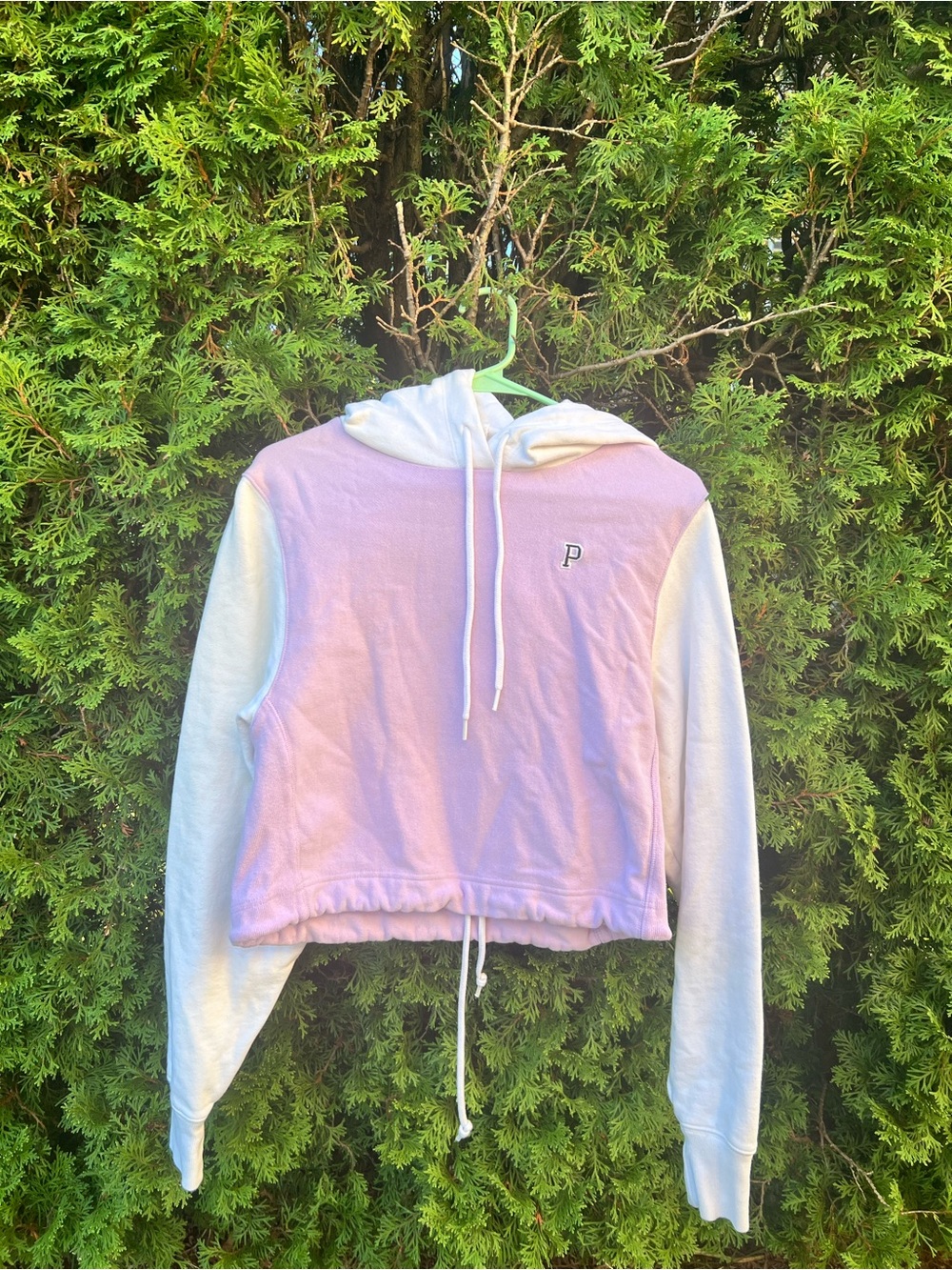 PINK Victoria's Secret Lavender and White Cropped Hoodie